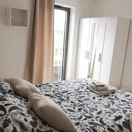 Apartment Super Proche Nation Paris