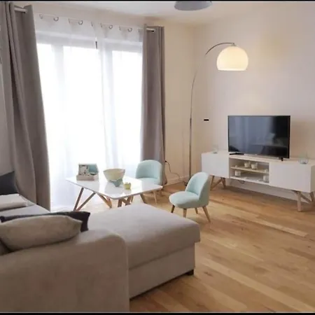 Apartment Super Proche Nation *